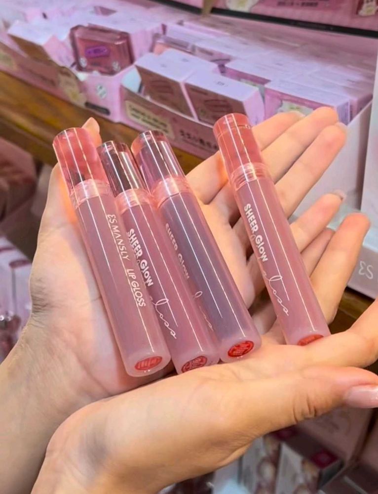 Set Of Four Mansley Sheer Glow Lip
