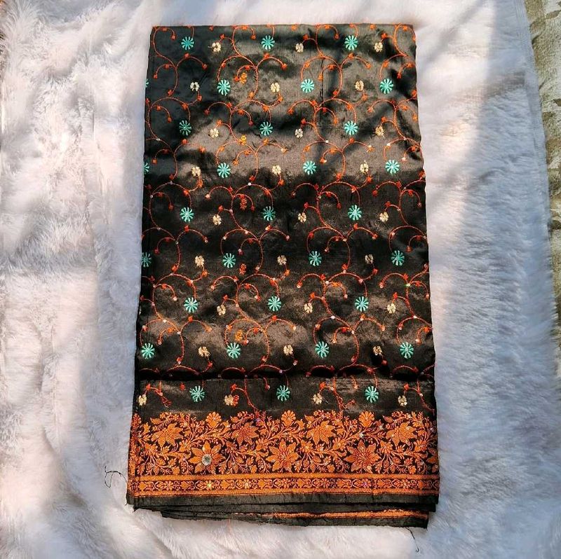 BLACK SAREE WITH COPPER DESIGN