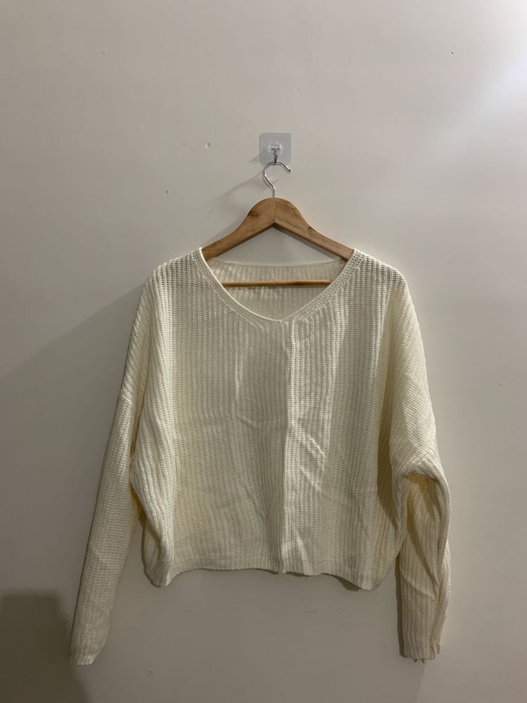 Sale‼️Cream Knit V-Neck Pullover