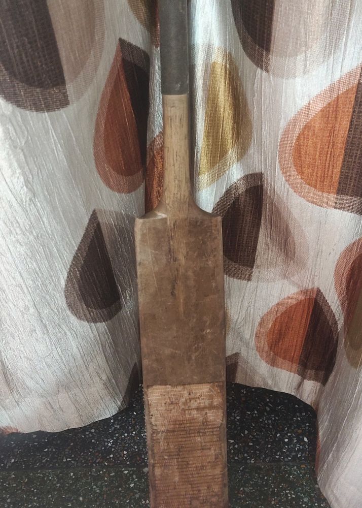 I Am Selling My Old Bat