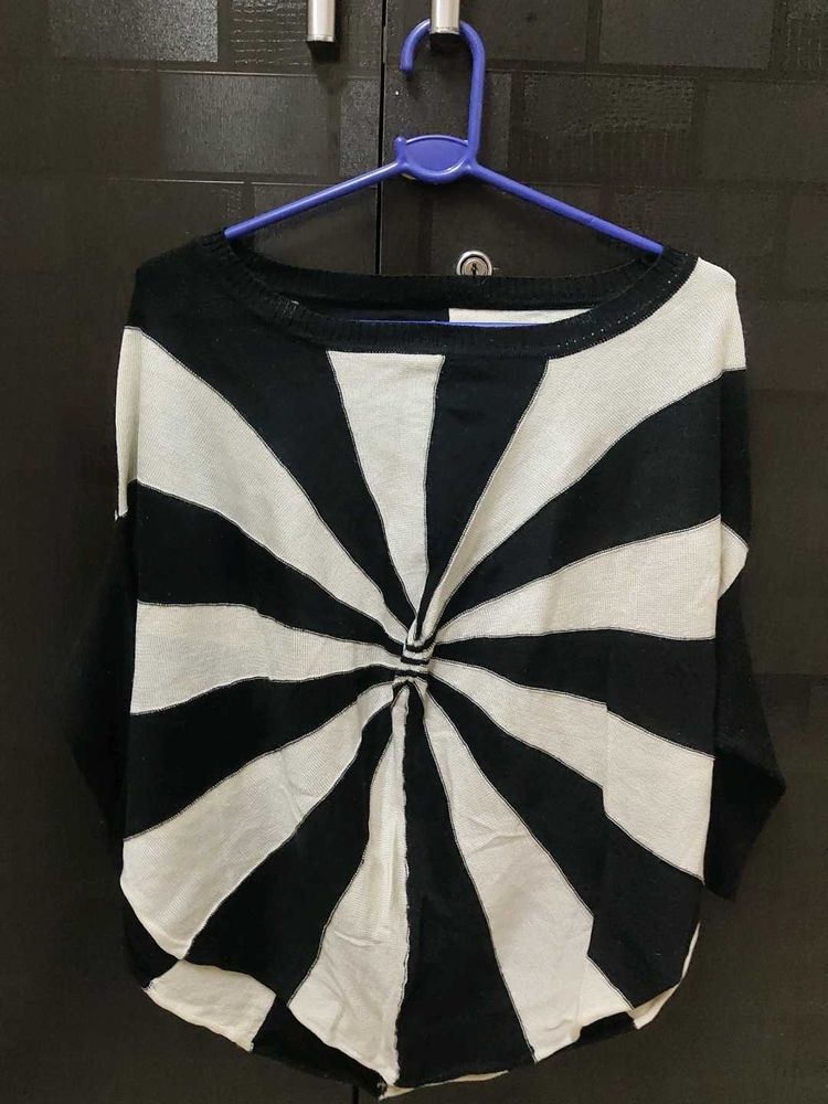 Striped Oversized Pullover