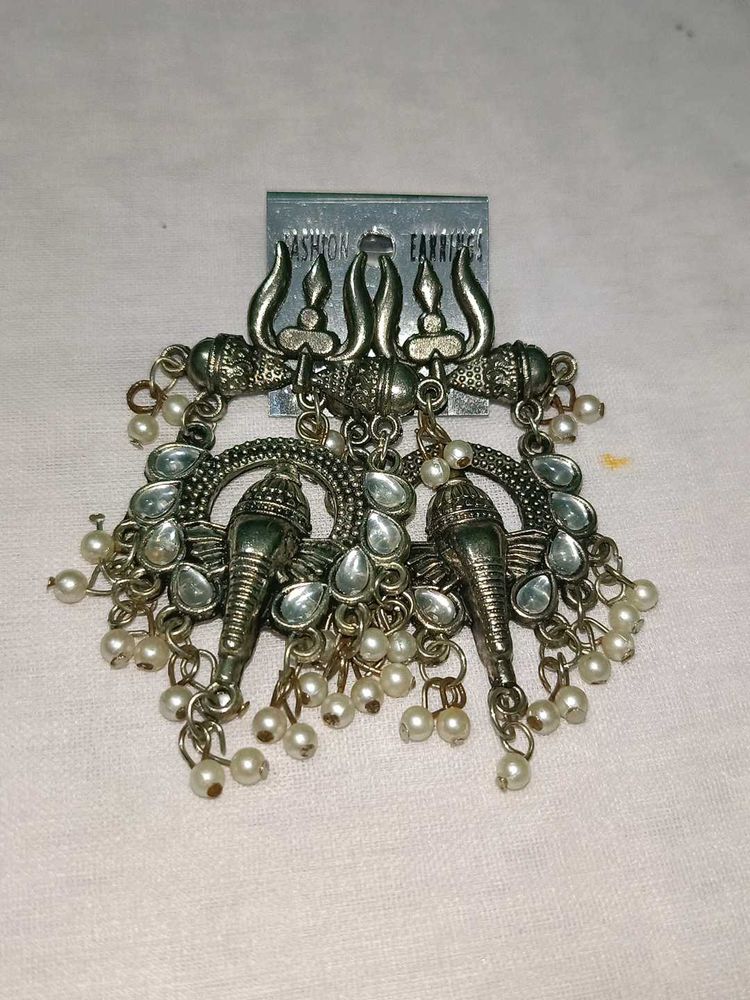 Oxidised Earing
