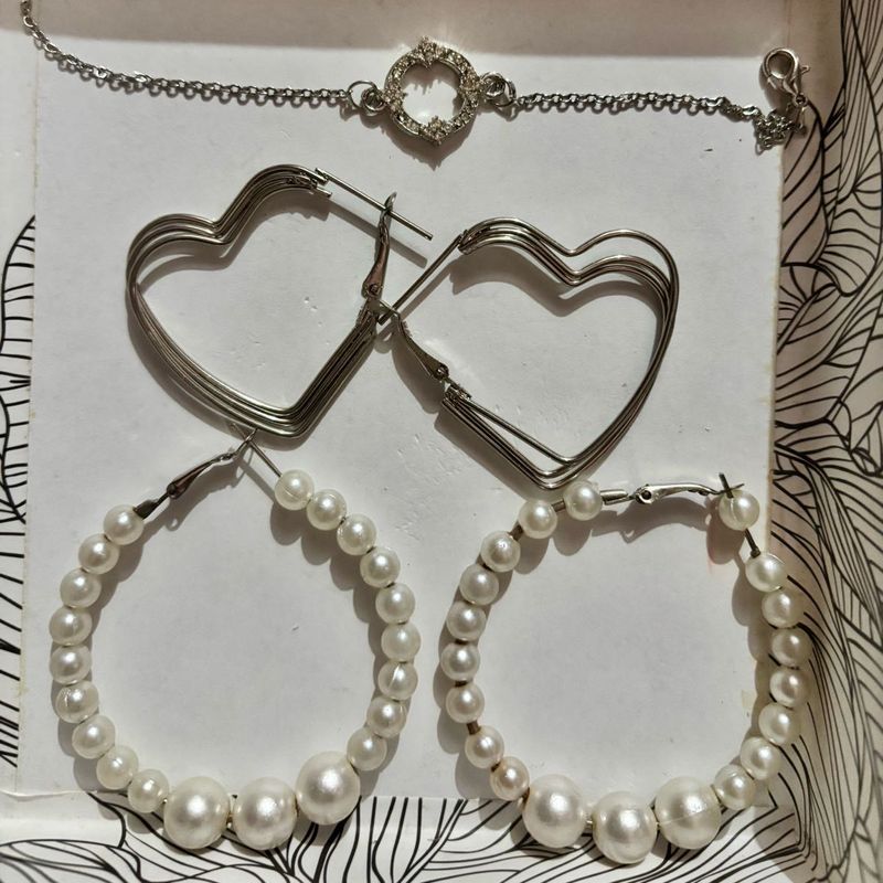 Western Earing Combo With A Gift