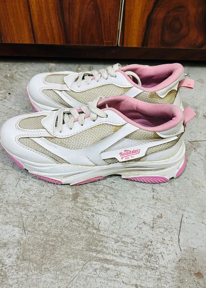 BRANDED SHOES