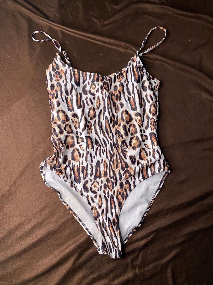 leopard print bodysuit