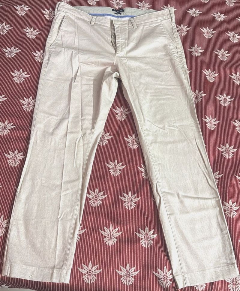 Van Heusen Men Slim Fit