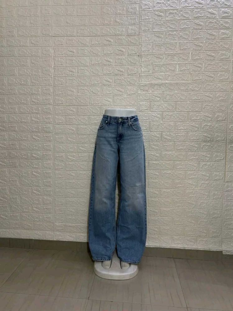 Zara Long Wide Leg Jeans 32-34
