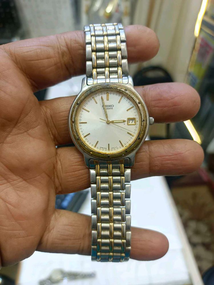 Seiko Two-Tone Watch need service