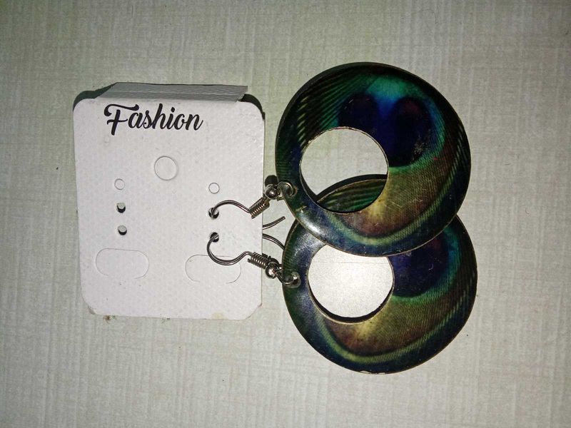 Earings