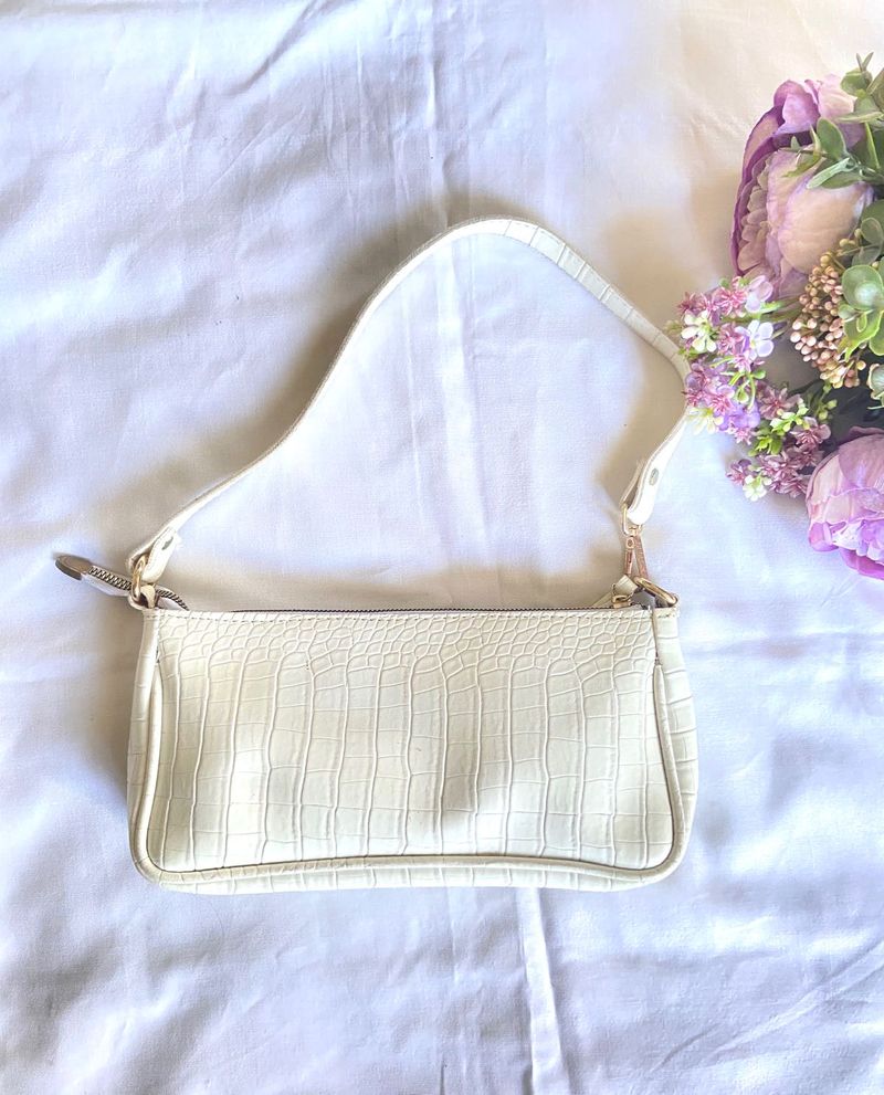 Chic White Shoulder Bag