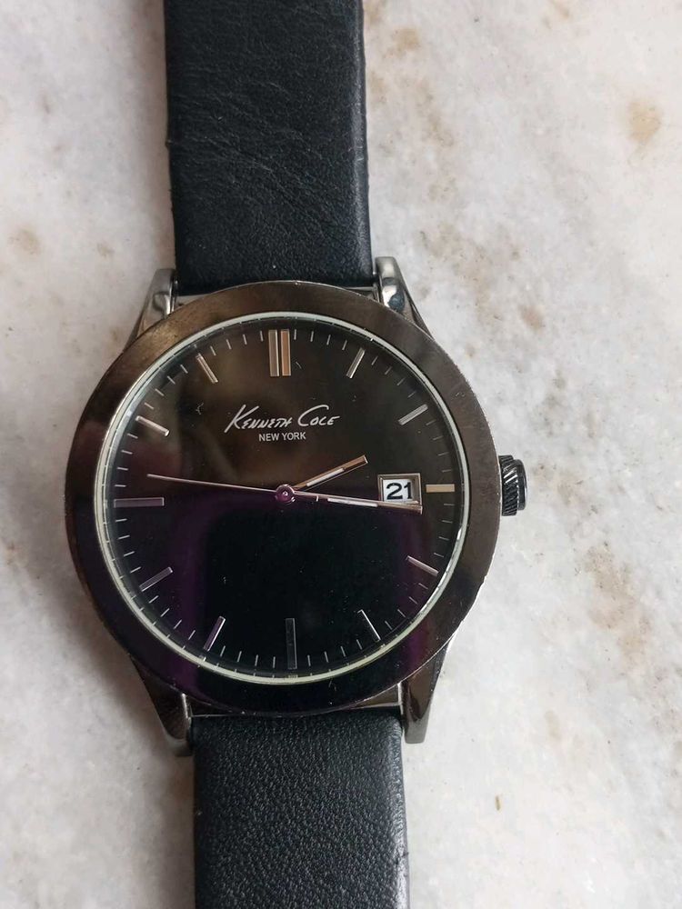 Kenneth Cole USA Orignal Mens Analog