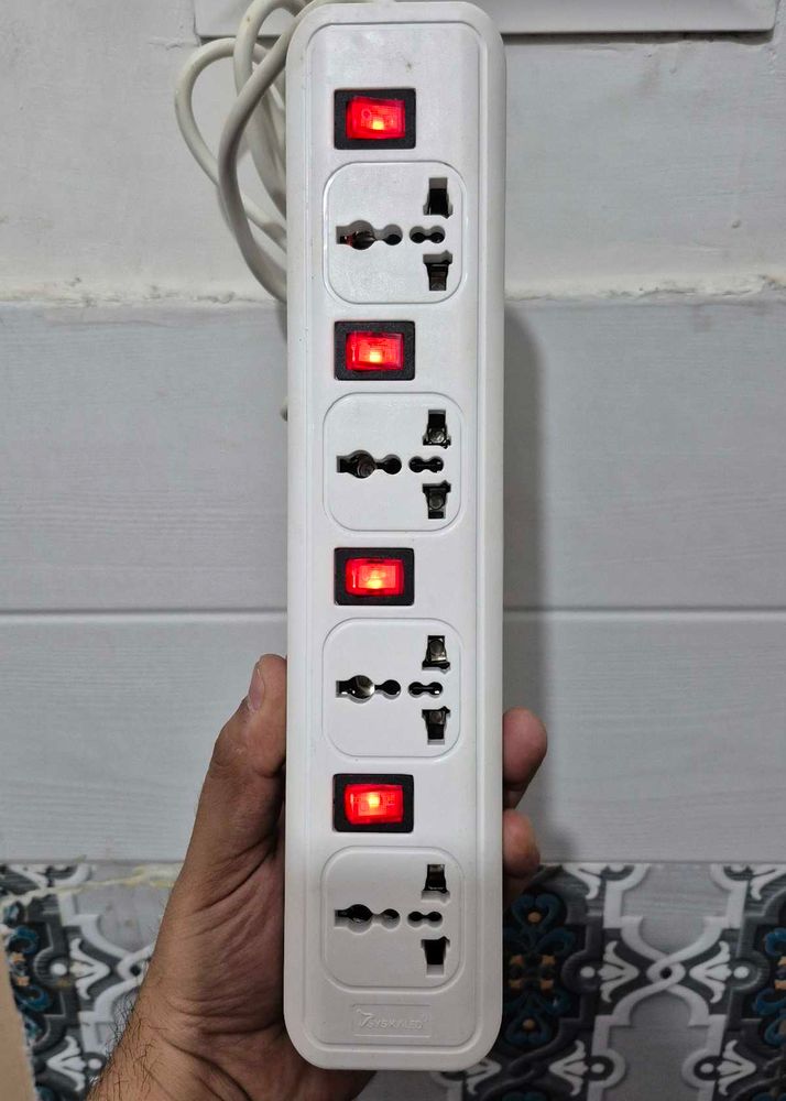 SYSKA Extension Boards with Individual Switches