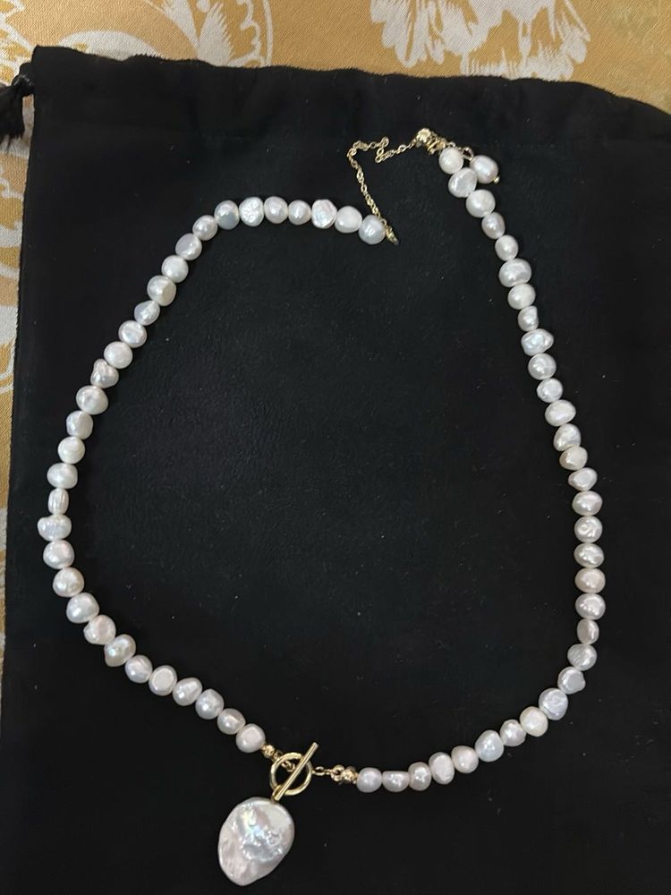 Semi Precious Pearl Pendant Necklace