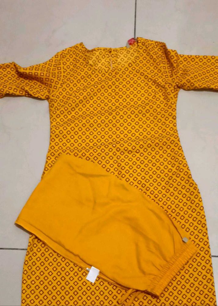 Kurti Set