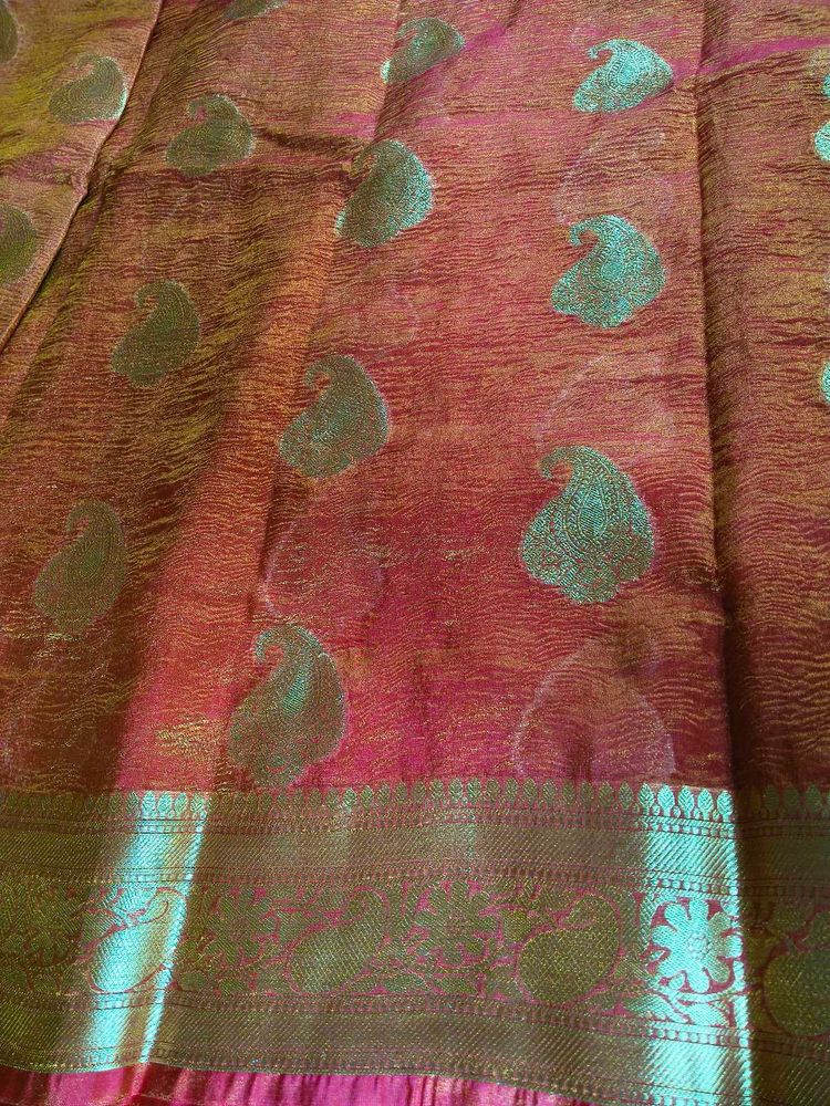 Tissue Crush Saree