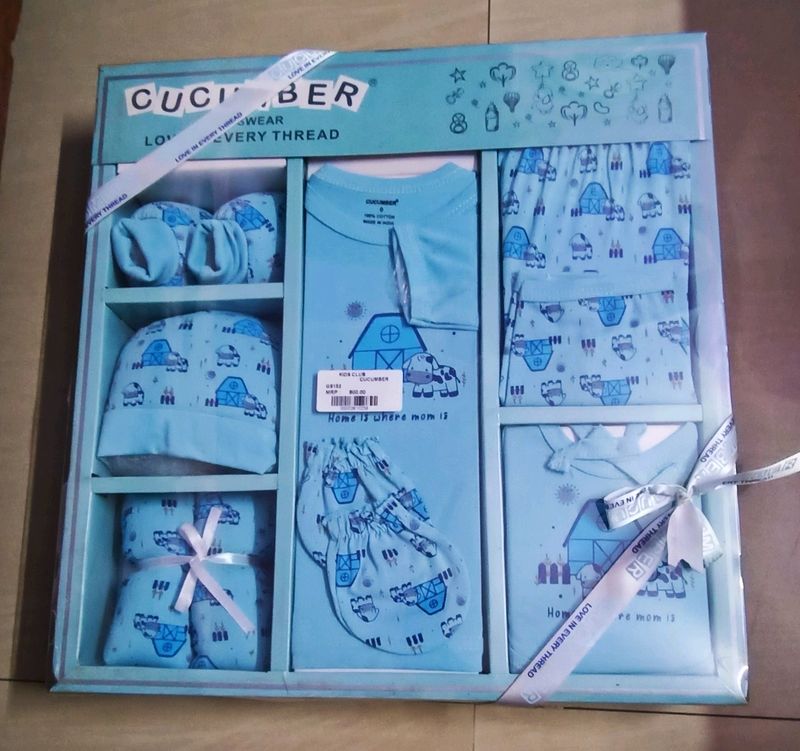 CUCUMBER kids wear (Brandnew)