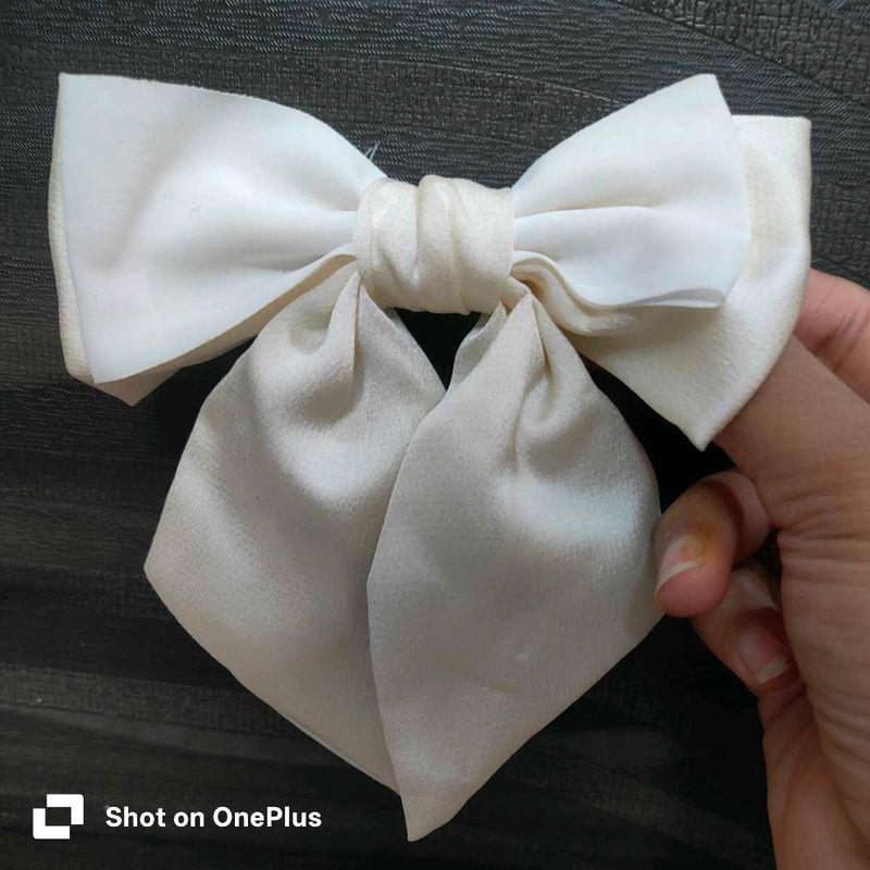 Elegant Bow Hair Clip