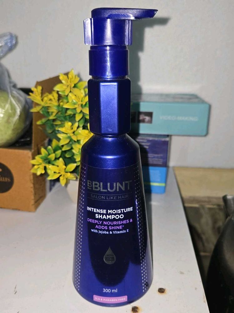 BBLUNT Intense Moisture Shampoo