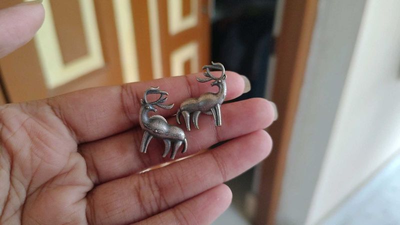 Deer Replica Earring