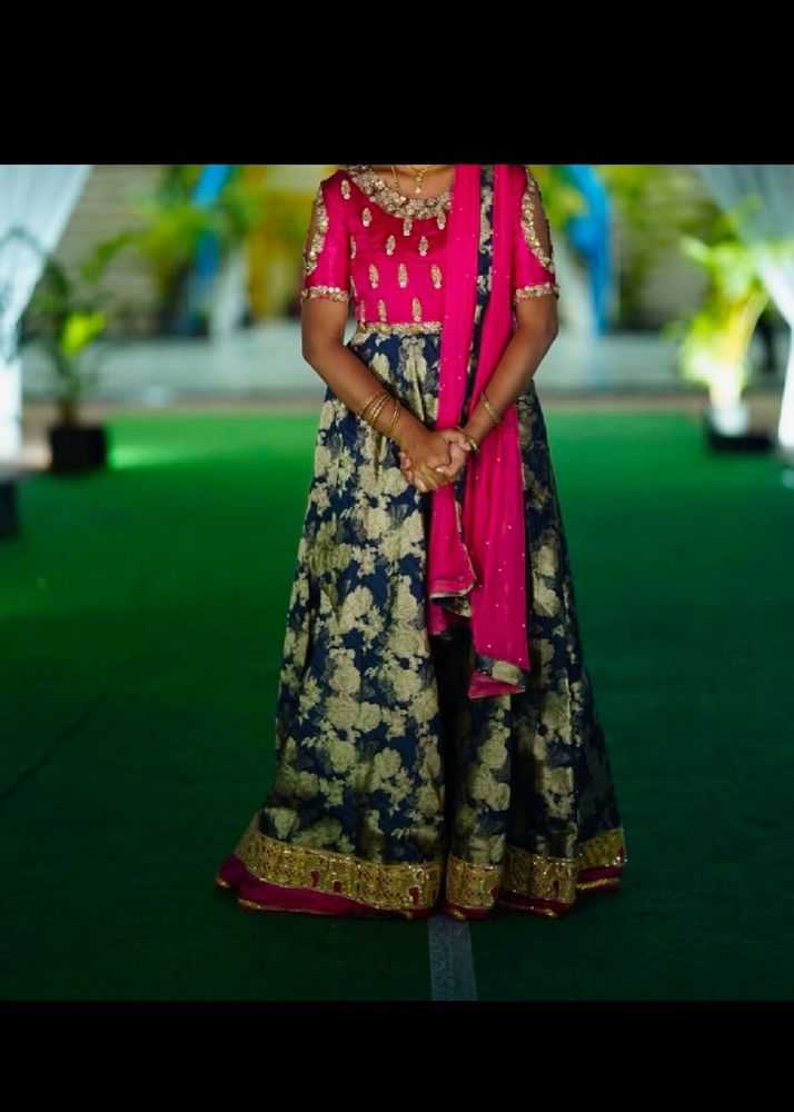 Elegant Pink and Gold Anarkali