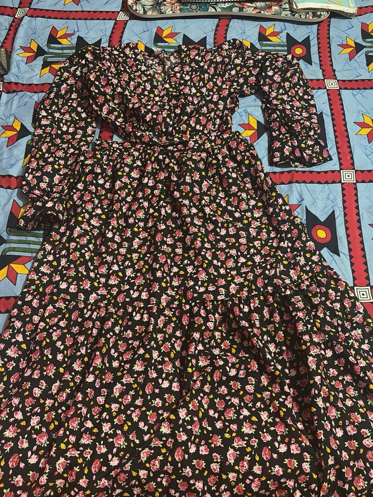 Floral Print Tiered Maxi Dress