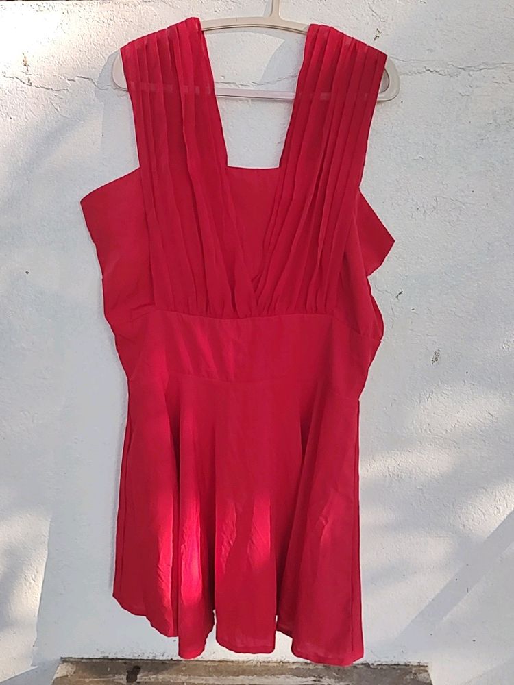 Price Dropped 🌼🌼 Red Mini Dress -- Quo