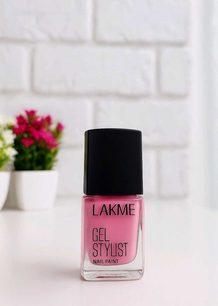 Lakme Gel Stylist Nail Paint