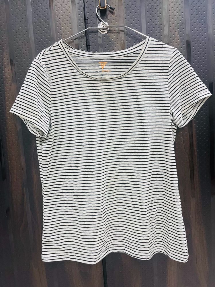 White &amp; Black Strips Tshirt