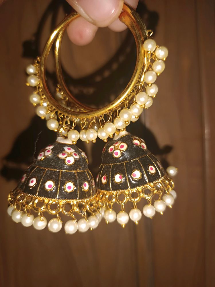 Jhumkas