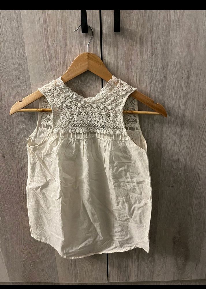 Off Wite Tank Top