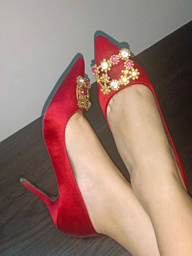 Roger Vivier Satin Heels