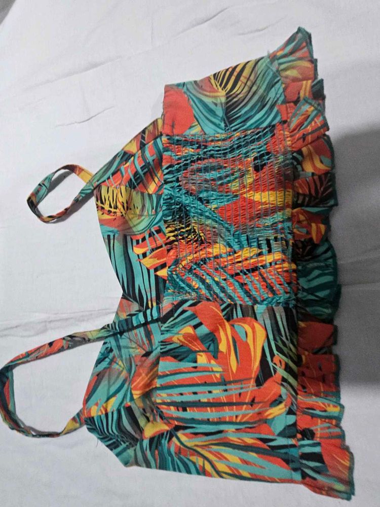Tropical Print Sleeveless top with shrug