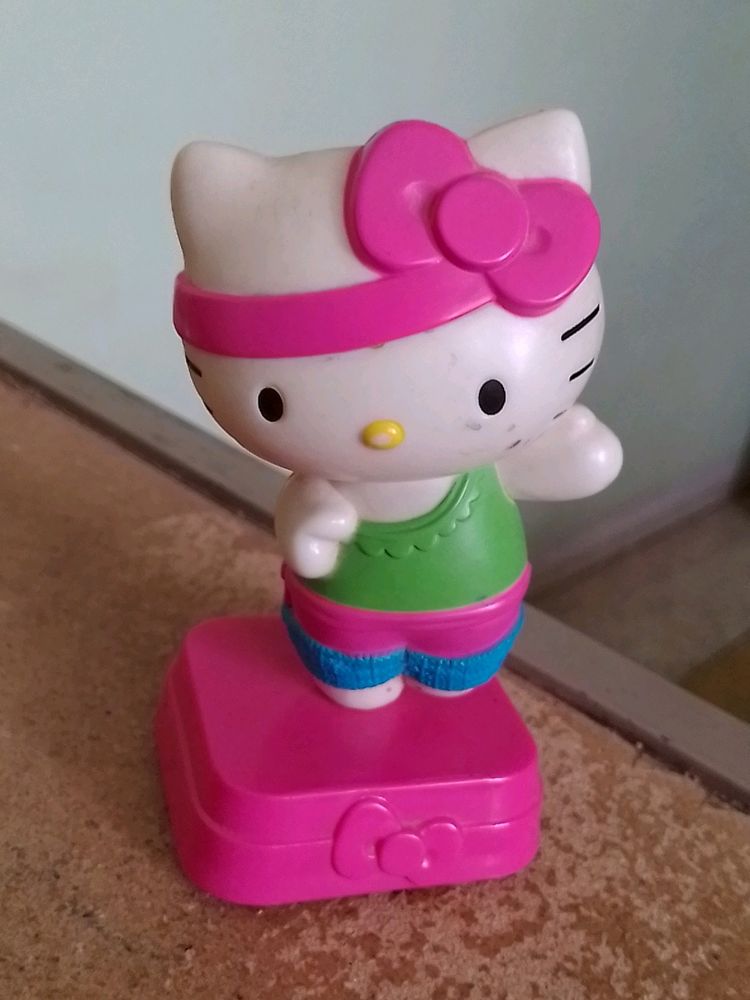 Hello Kitty Movable Toy