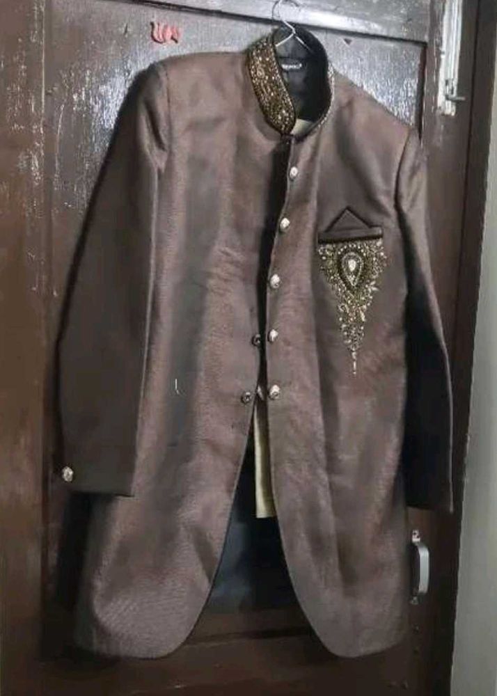 I&#39;m Selling My Party Wear Coat