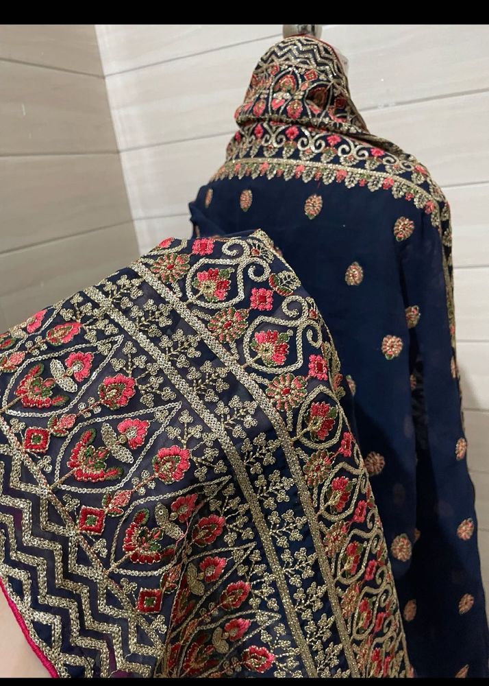 original pakistani new Elegant Embroidered Dupatta
