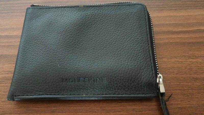 Moleskine Black Leather Zip Wallet