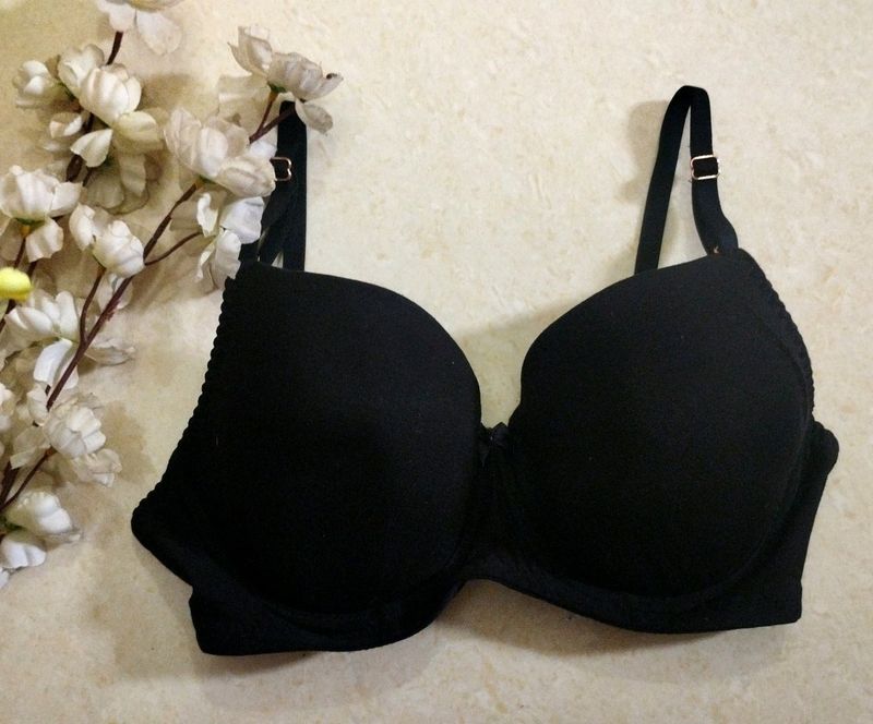 *PRICE DROP 200*  Clovia padded underwire Bra