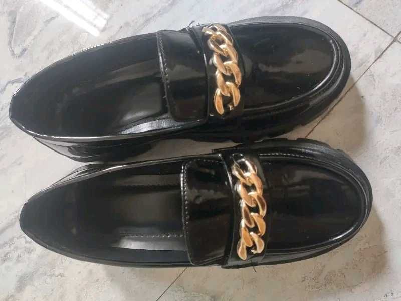 Trendy Black Loafers