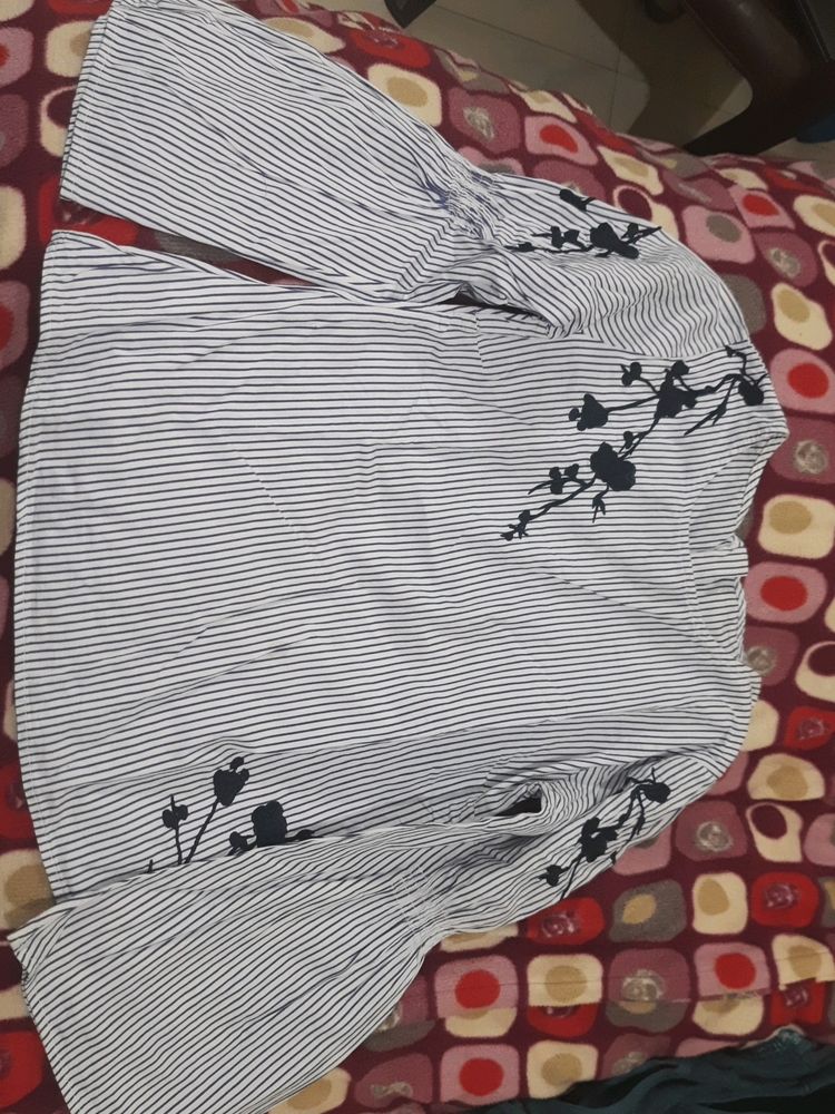 Medium Size Pure Cotton Pretty Top