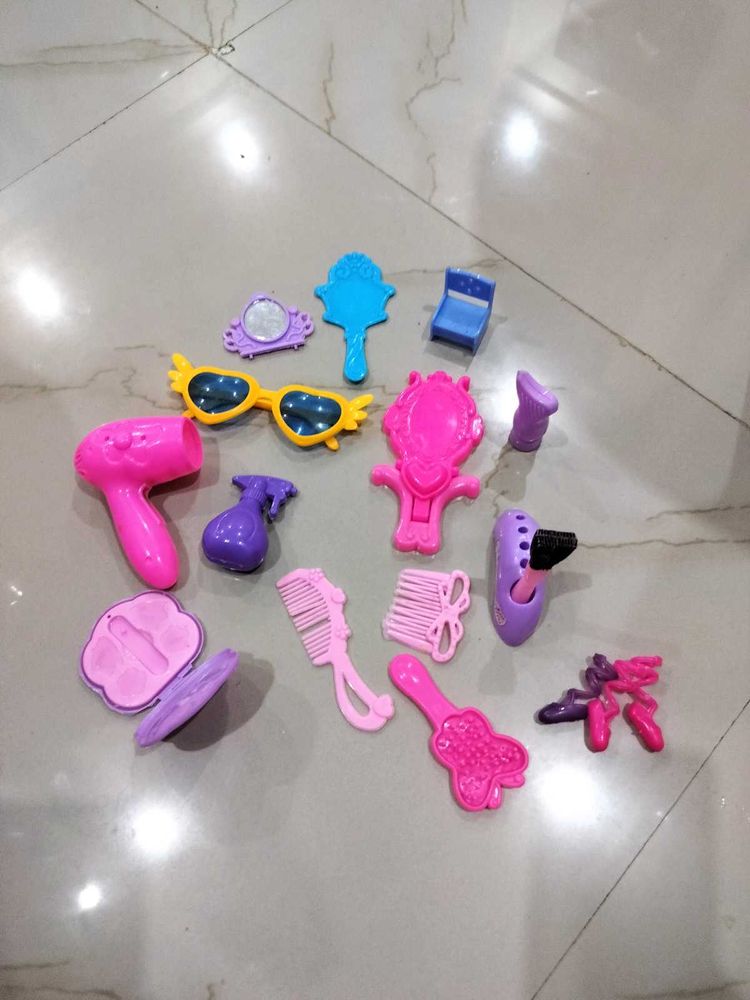 Set Of Kids Makeup Toys