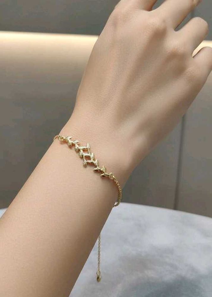 Gold Arrow Bracelet