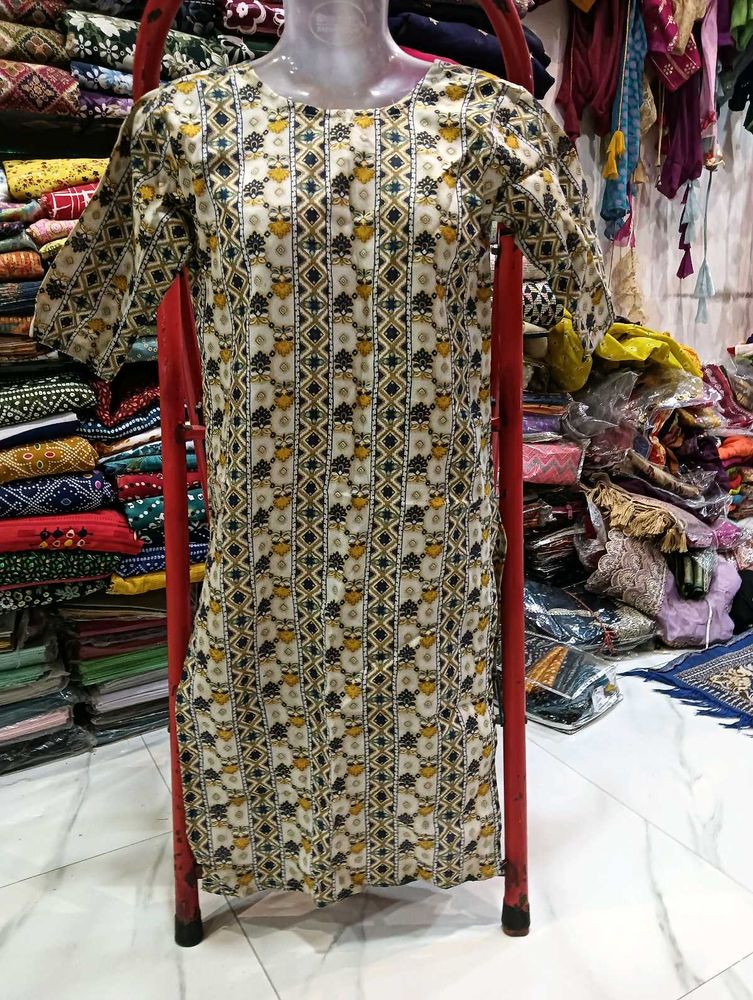 Elegant Printed Kurta
