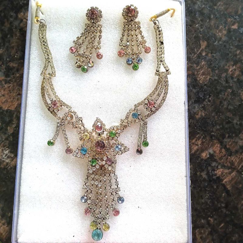 Artificial Necklace With Earings