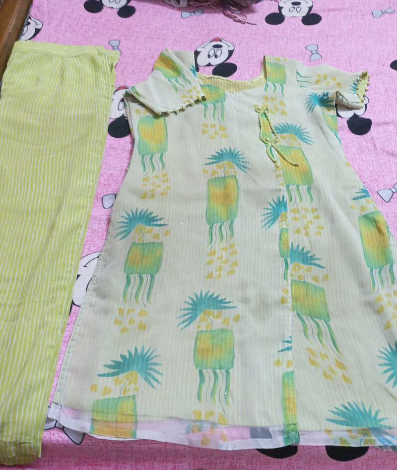 Stylish Parallel kurta set