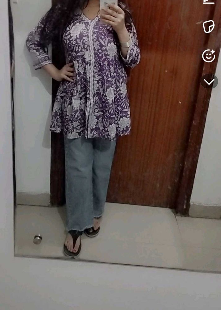 Short Kurti