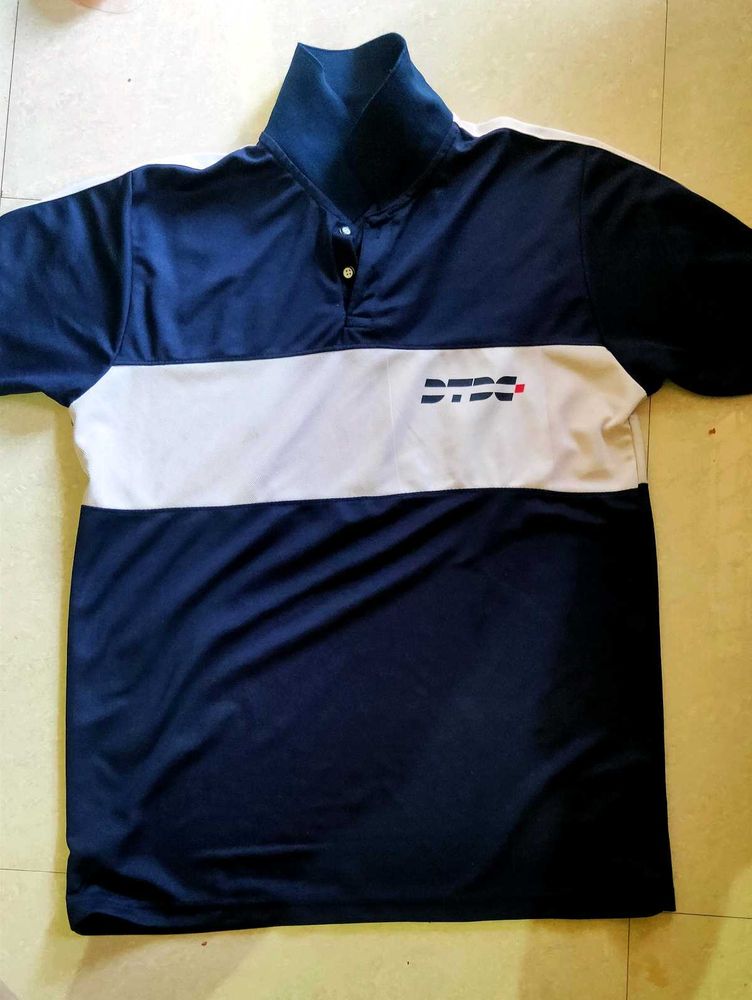 T-shirt with DTDC courier logo is a good clothing.