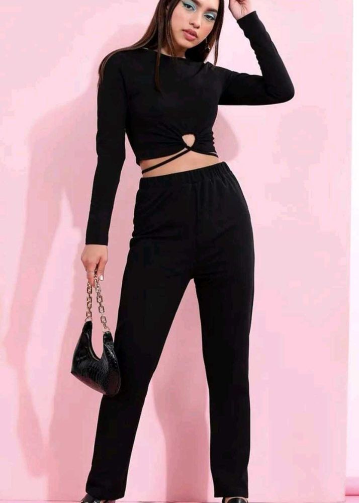 Black Two-Piece Outfit 🖤