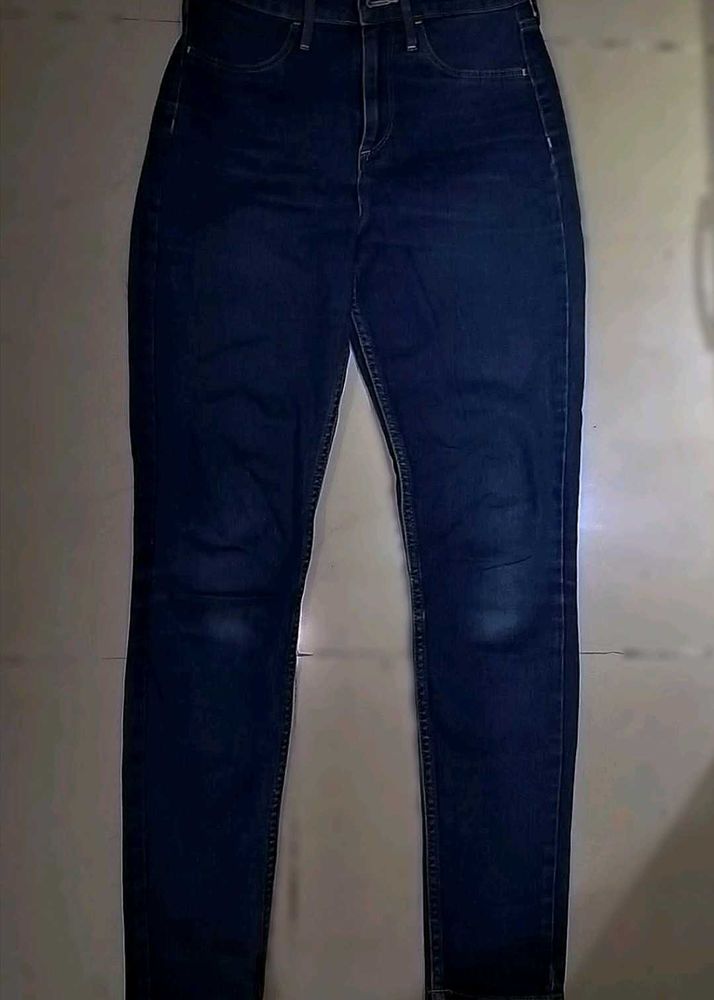 H&amp;M Dark Wash Denim jeans 👖✨