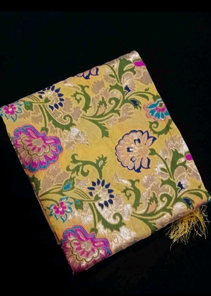 Silk dupatta