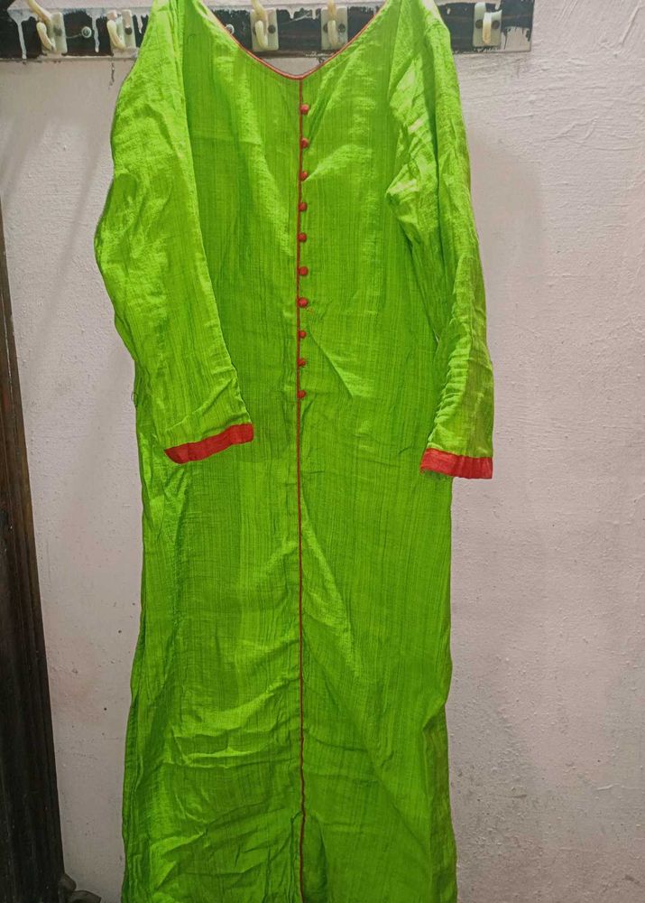 Green Kurti